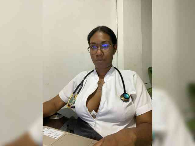 ReginaCorleone webcam