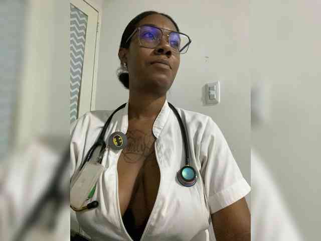 ReginaCorleone webcam
