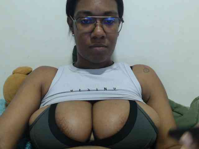 ReginaCorleone webcam