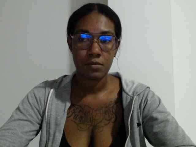ReginaCorleone webcam
