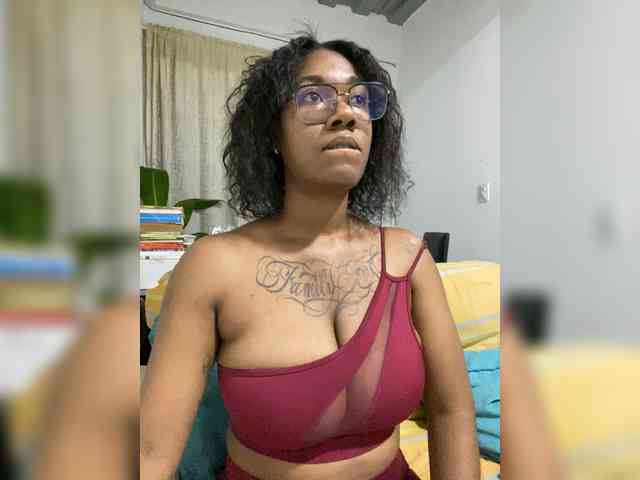 ReginaCorleone webcam