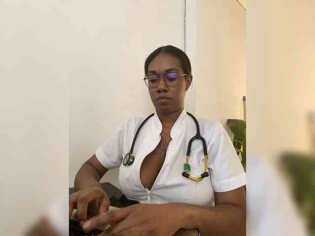 ReginaCorleone webcam