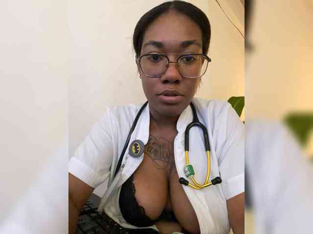 ReginaCorleone webcam