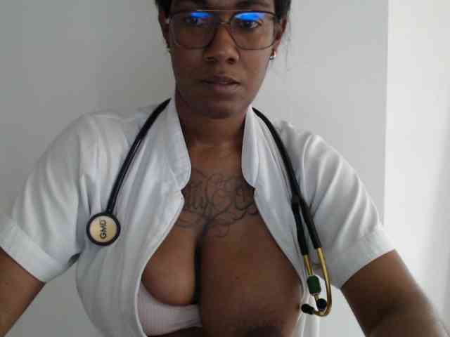 ReginaCorleone webcam