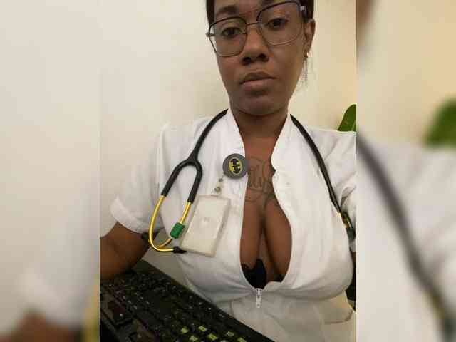 ReginaCorleone webcam