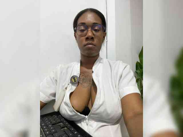 ReginaCorleone webcam