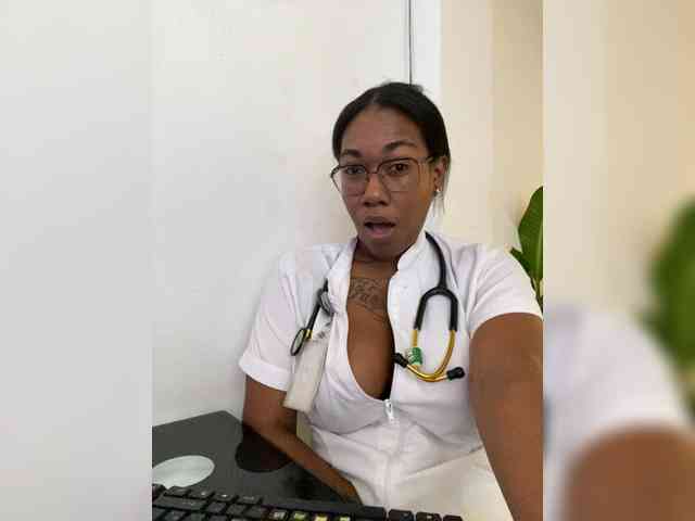 ReginaCorleone webcam