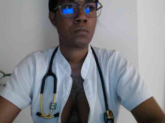 ReginaCorleone webcam