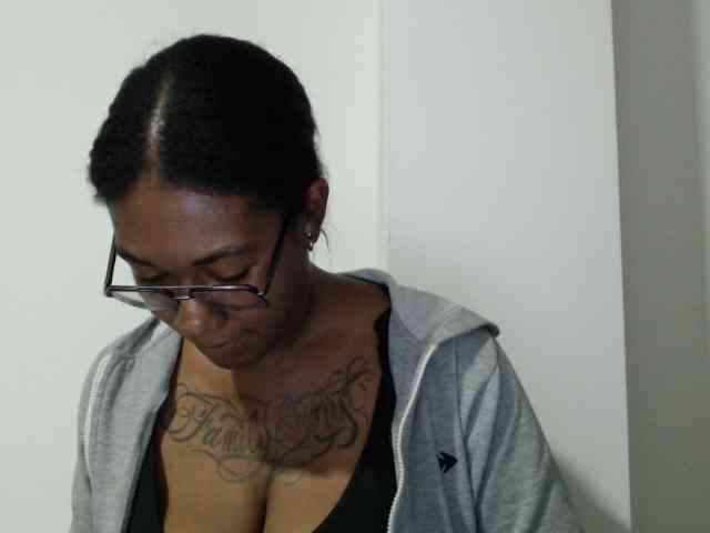 ReginaCorleone webcam