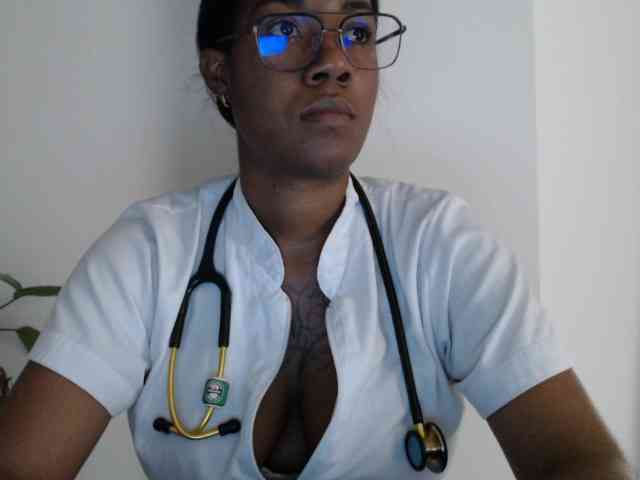ReginaCorleone webcam