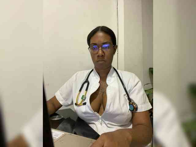 ReginaCorleone webcam