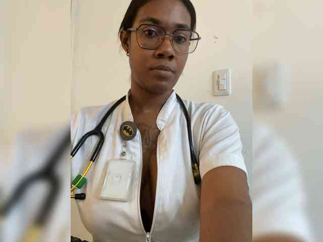ReginaCorleone webcam