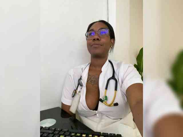 ReginaCorleone webcam