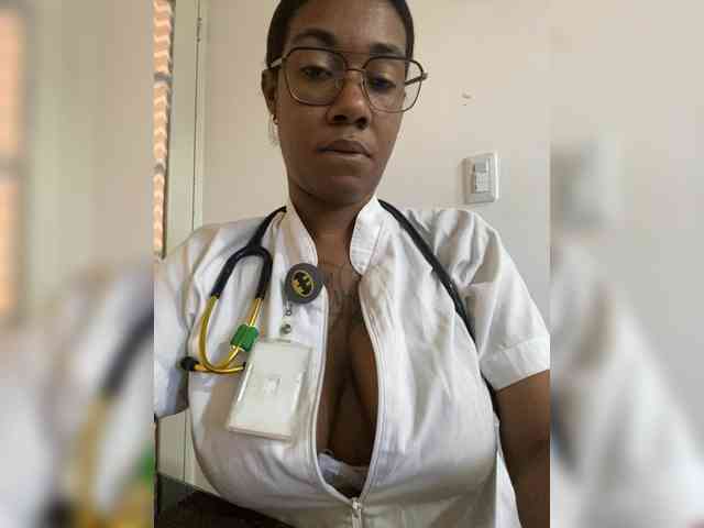 ReginaCorleone webcam