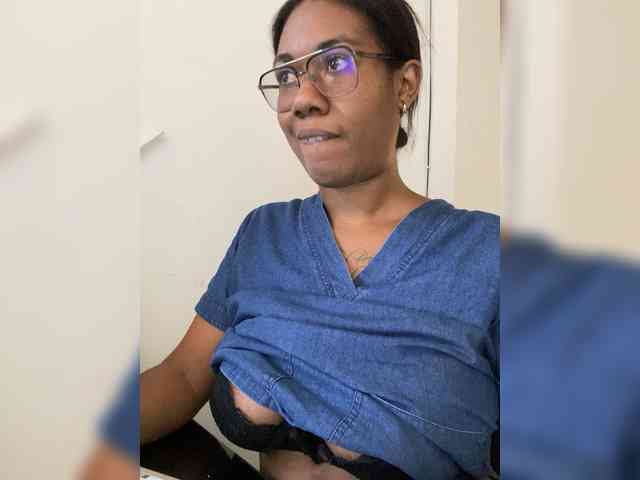 ReginaCorleone webcam