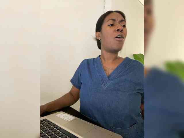 ReginaCorleone webcam