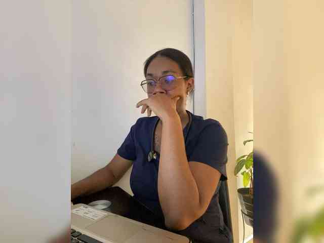 ReginaCorleone webcam