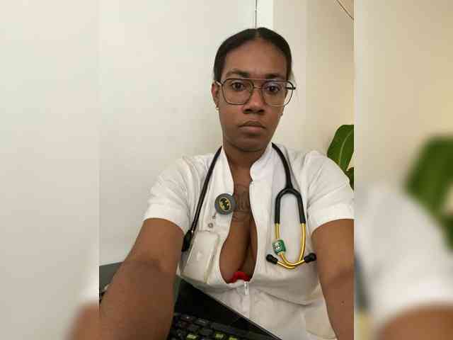 ReginaCorleone webcam