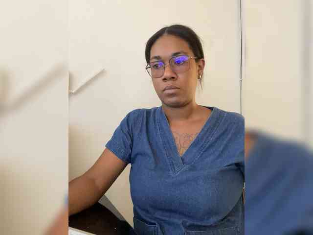 ReginaCorleone webcam