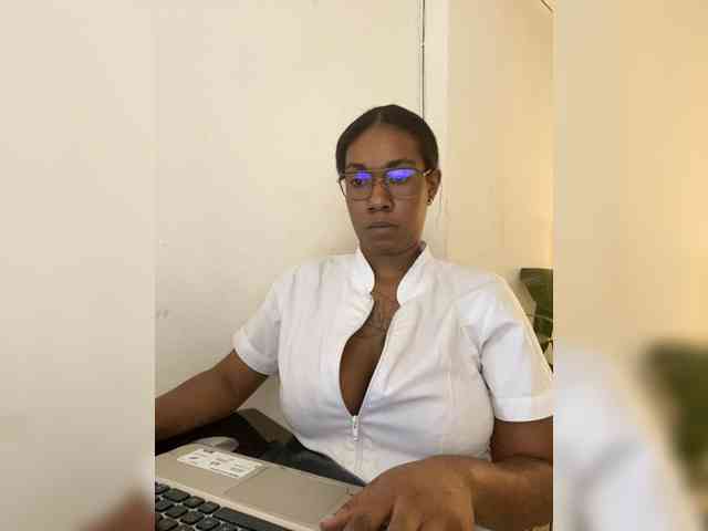 ReginaCorleone webcam