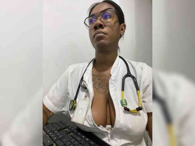 ReginaCorleone webcam