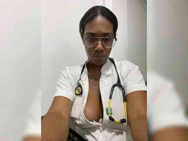 ReginaCorleone webcam