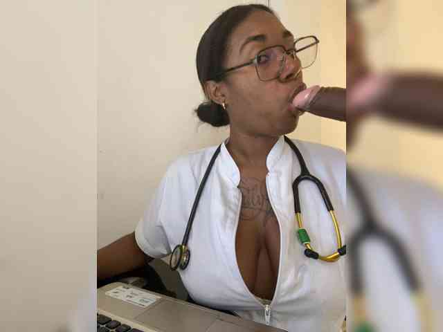 Modèle: ReginaCorleone