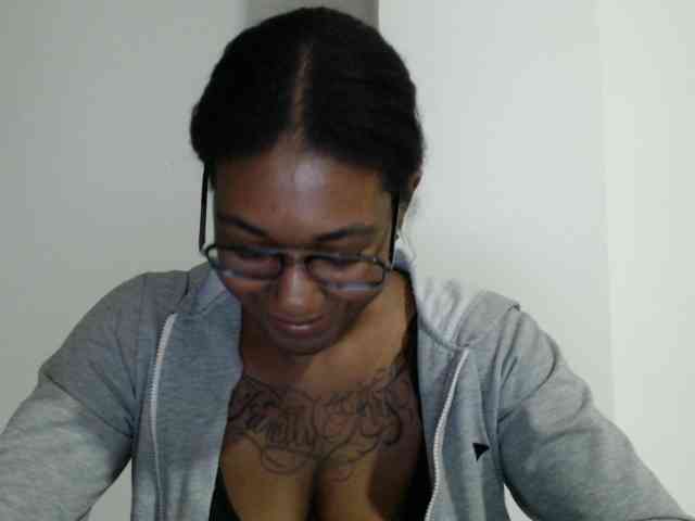 ReginaCorleone webcam