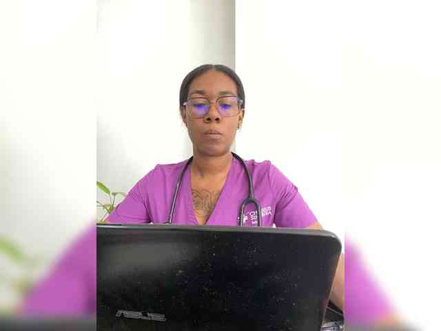 ReginaCorleone webcam