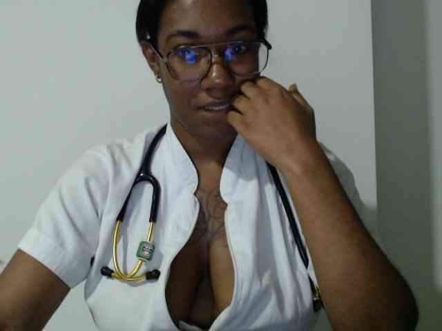 ReginaCorleone webcam