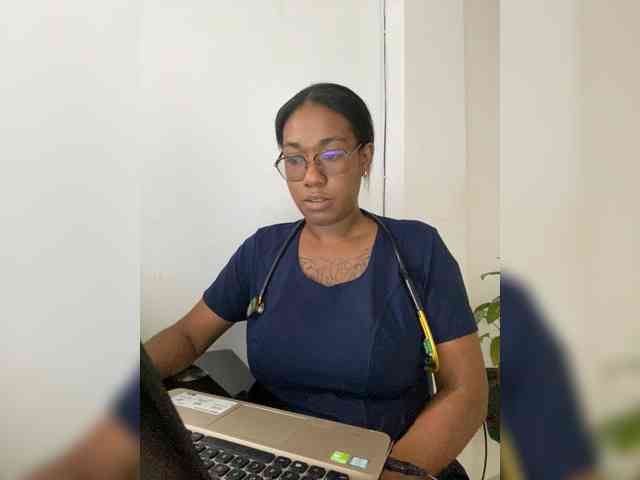 ReginaCorleone webcam