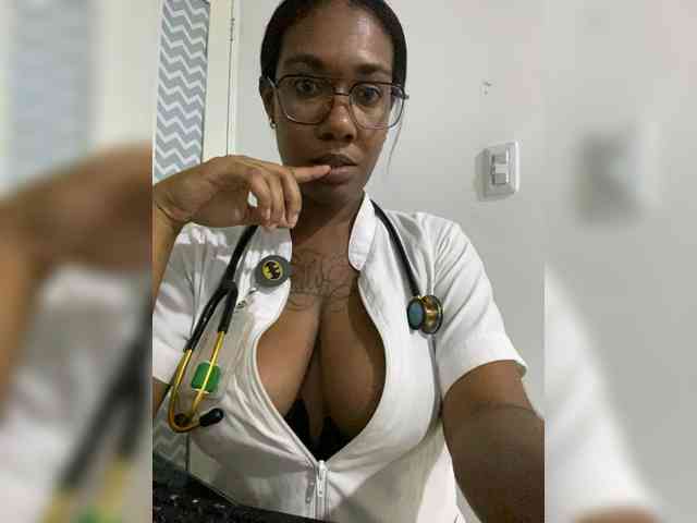 ReginaCorleone webcam