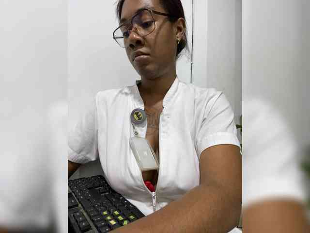 ReginaCorleone webcam