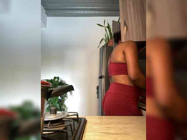 ReginaCorleone webcam