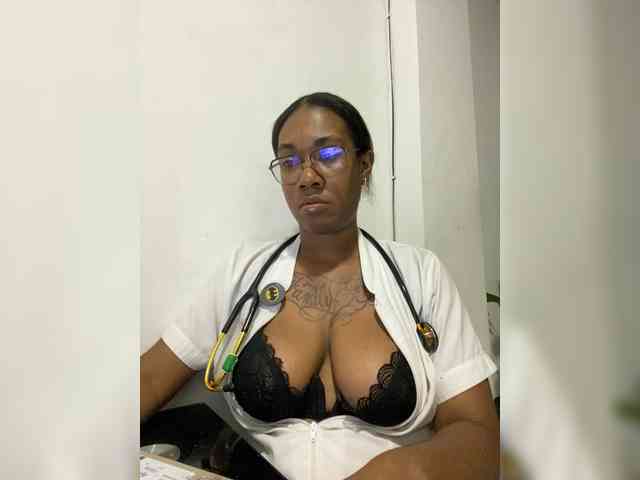 ReginaCorleone webcam