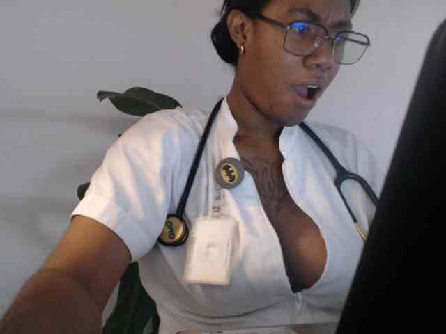 ReginaCorleone webcam