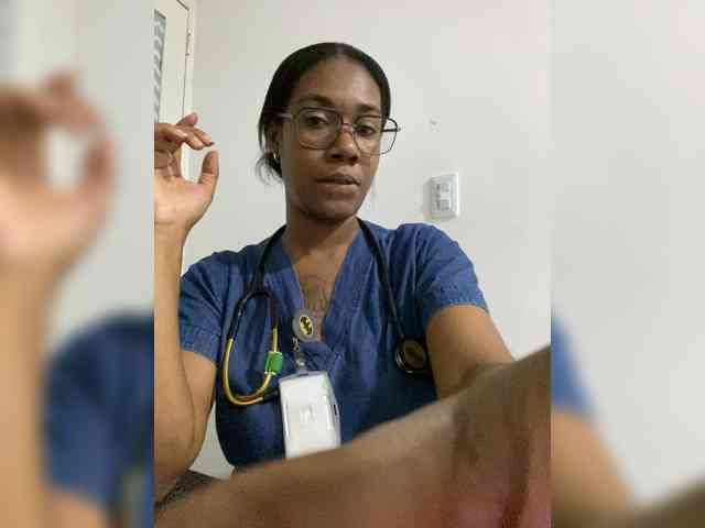 ReginaCorleone webcam
