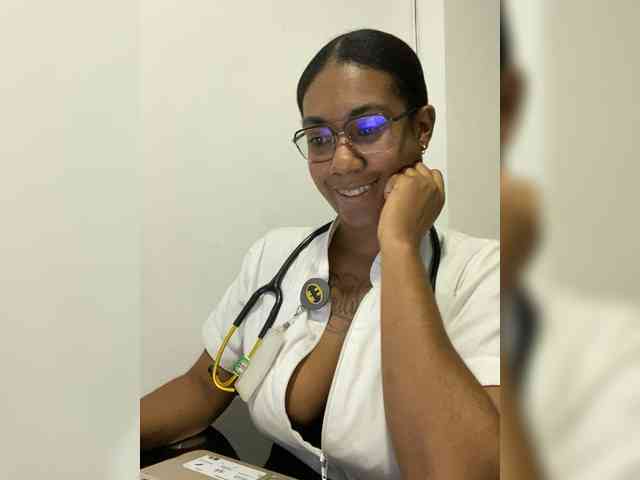 ReginaCorleone webcam