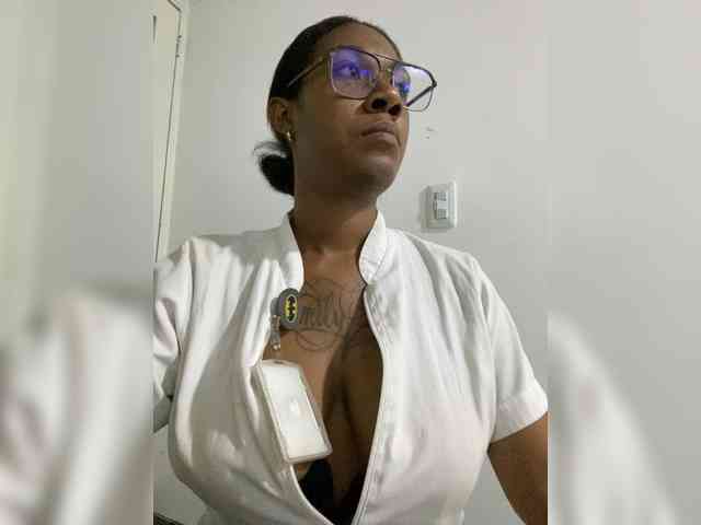 ReginaCorleone webcam