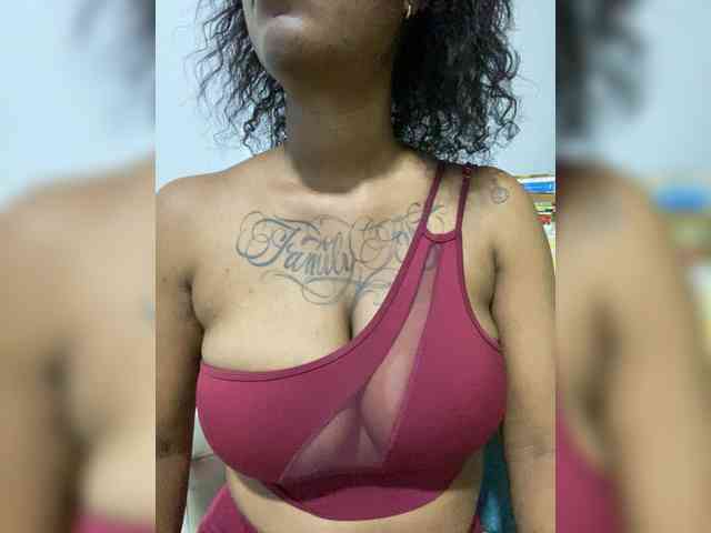 ReginaCorleone webcam