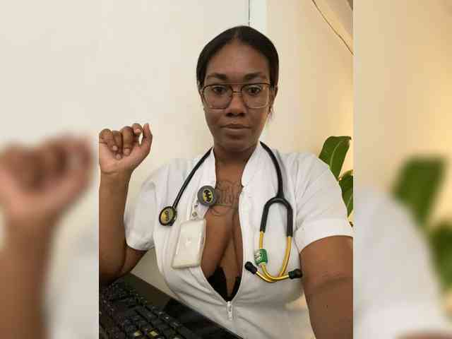 Modèle: ReginaCorleone