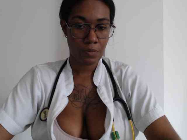 ReginaCorleone webcam