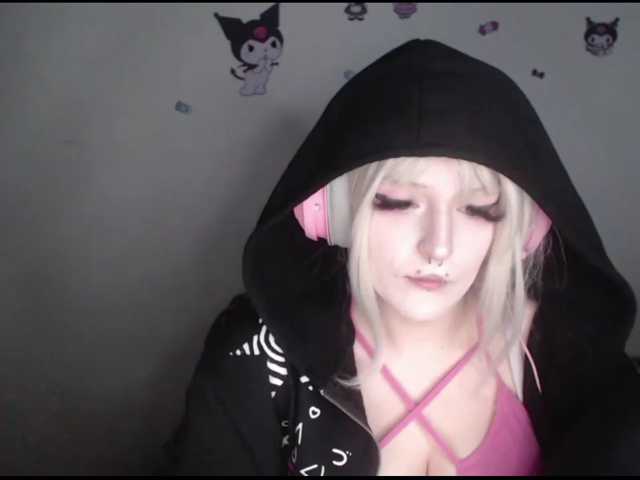 DreamNIKA live cam on BongaCams