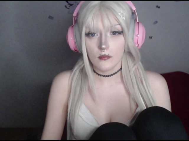 DreamNIKA live cam on BongaCams