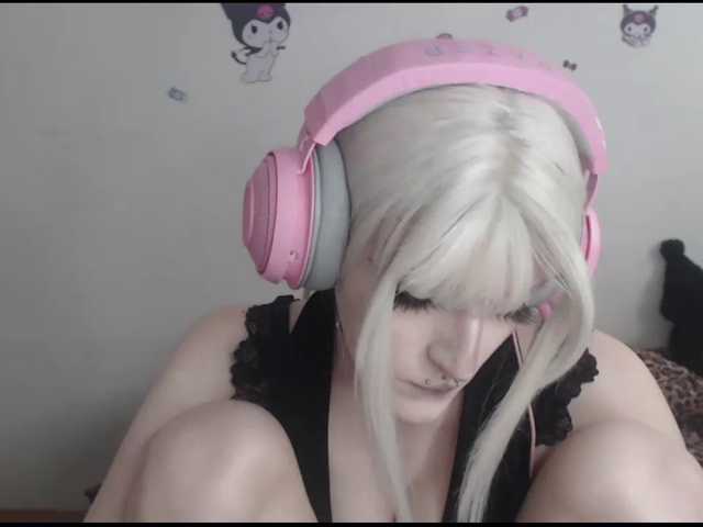 DreamNIKA live cam on BongaCams