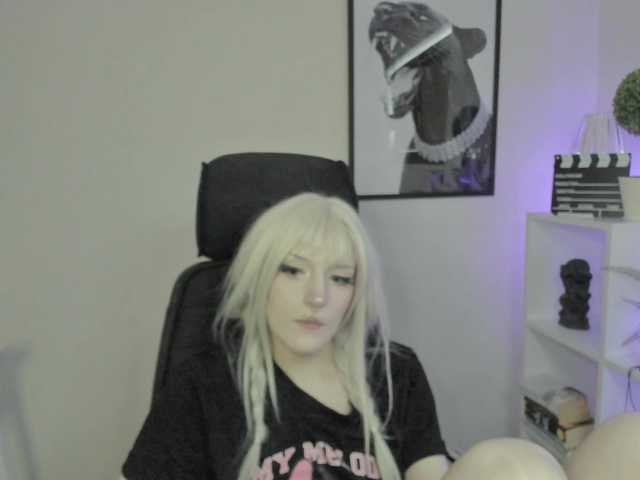 DreamNIKA live cam on BongaCams
