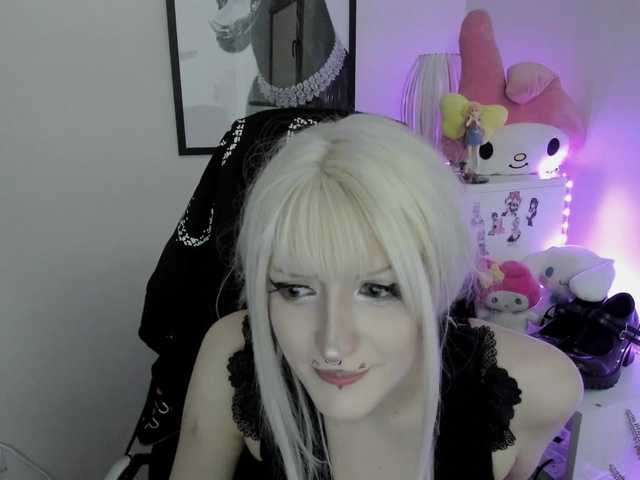 DreamNIKA live cam on BongaCams