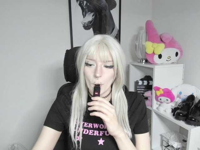 DreamNIKA live cam on BongaCams