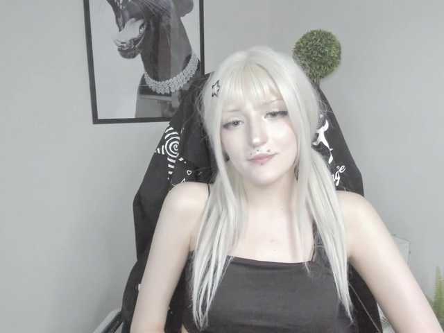 DreamNIKA live cam on BongaCams