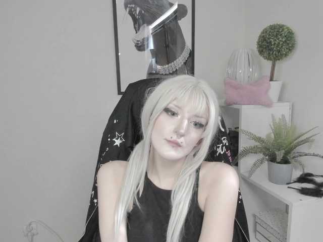 DreamNIKA live cam on BongaCams